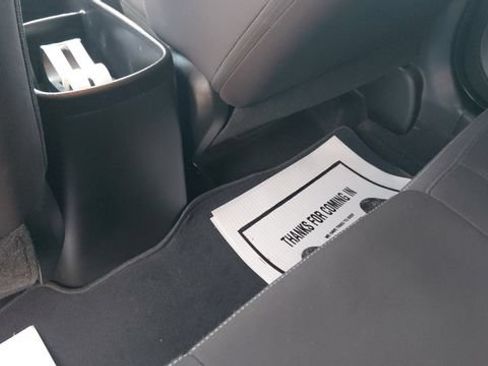 Used 2016 Kia Soul FWD image 25