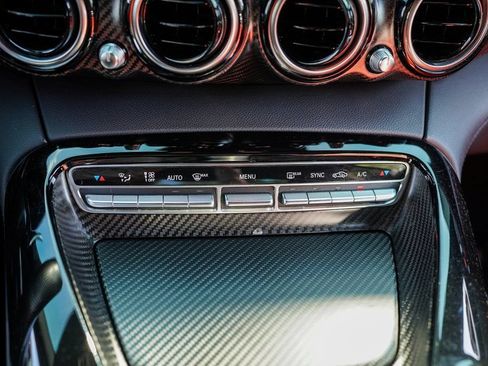 Used 2018 Mercedes-Benz AMG GT S image 30