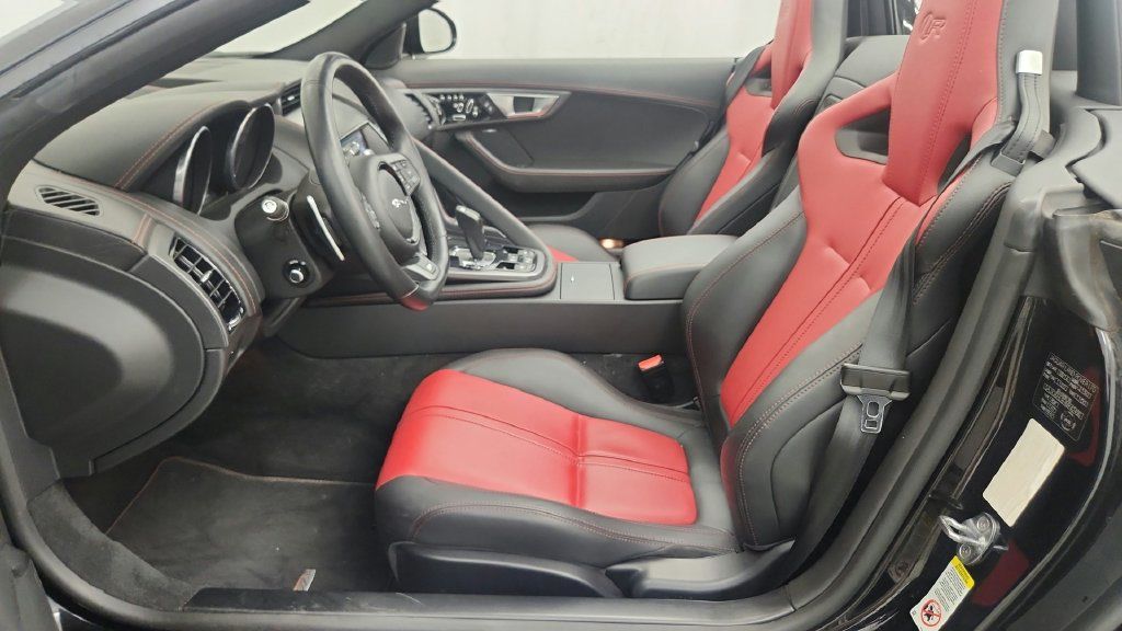 Used 2017 Jaguar F-TYPE R AWD/4WD image 27