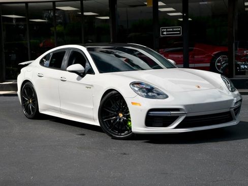 Used 2018 Porsche Panamera Turbo S image 2