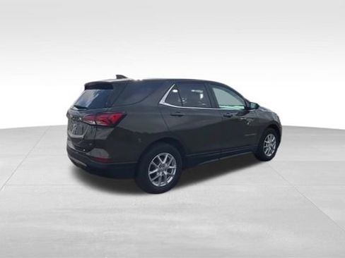 Used 2024 Chevrolet Equinox LT w/ LPO, Floor Liner Package image 8