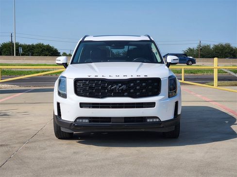 Used 2022 Kia Telluride SX w/ SX Prestige Package image 2
