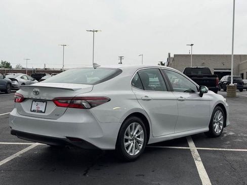 Used 2023 Toyota Camry LE FWD image 3
