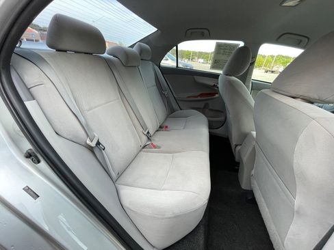 Used 2009 Toyota Corolla XLE FWD image 24