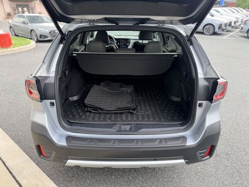 Used 2022 Subaru Outback Limited AWD/4WD image 17