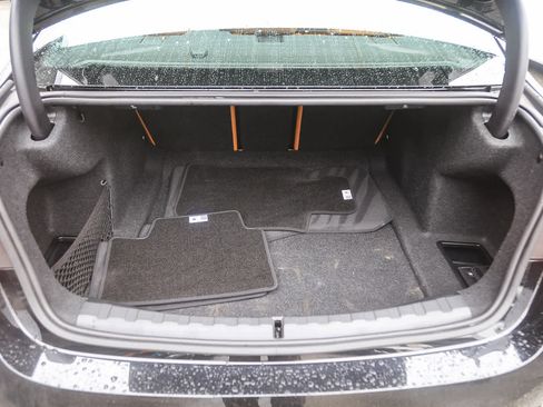 Certified 2023 BMW 330i Sedan w/ Driving Assistance Package image 24