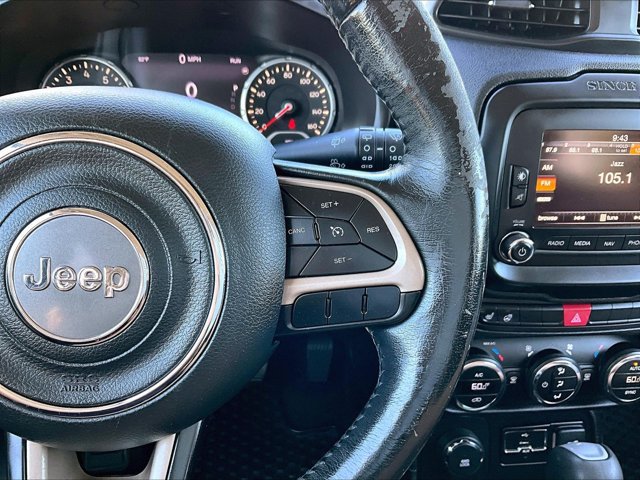 Used 2017 Jeep Renegade Latitude AWD/4WD image 19