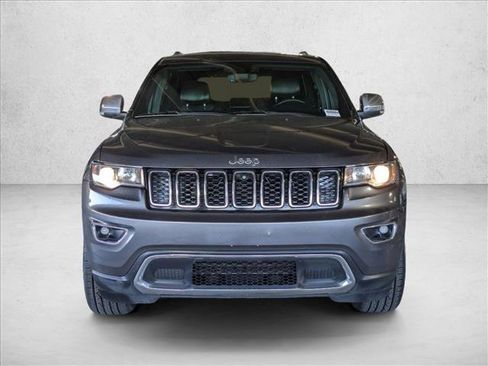 Used 2018 Jeep Grand Cherokee Limited image 2