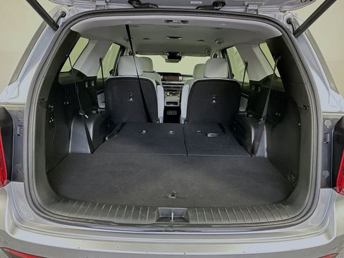 Used 2025 Hyundai Palisade SEL FWD image 27