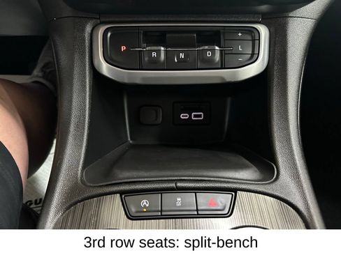 Used 2023 GMC Acadia SLT FWD image 52