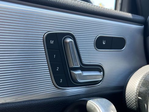 Used 2019 Mercedes-Benz A 220 image 28
