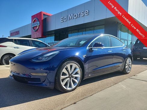 Used 2018 Tesla Model 3 image 1