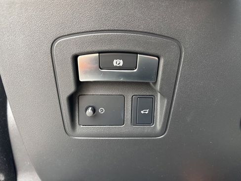 Used 2019 Land Rover Range Rover Velar R-Dynamic HSE image 50