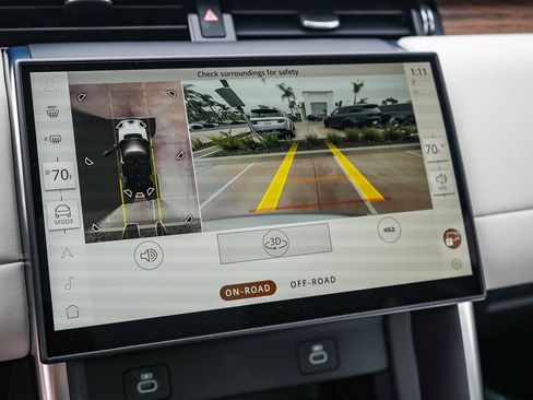 Certified 2025 Land Rover Discovery Sport S AWD/4WD image 26
