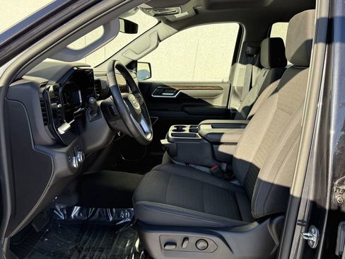 Used 2024 GMC Sierra 1500 SLE image 14