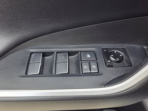 Used 2021 Toyota RAV4 Limited image 14