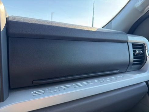 Used 2025 Ford F350 XLT image 35