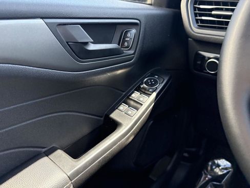 Certified 2024 Ford Escape Active image 13