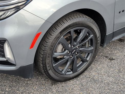 Certified 2023 Chevrolet Equinox RS w/ RS Leather Package image 12