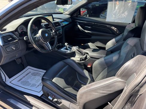 Used 2018 BMW M4 Coupe image 10