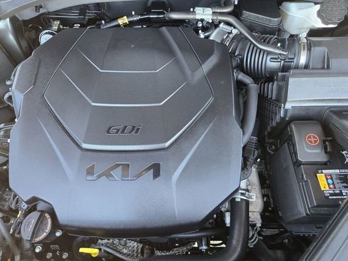 Certified 2024 Kia Telluride SX image 30