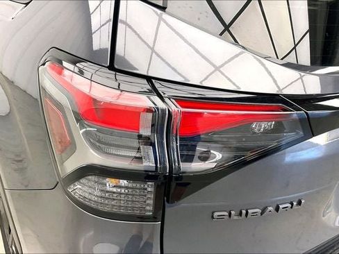 Used 2025 Subaru Forester Premium AWD/4WD image 27