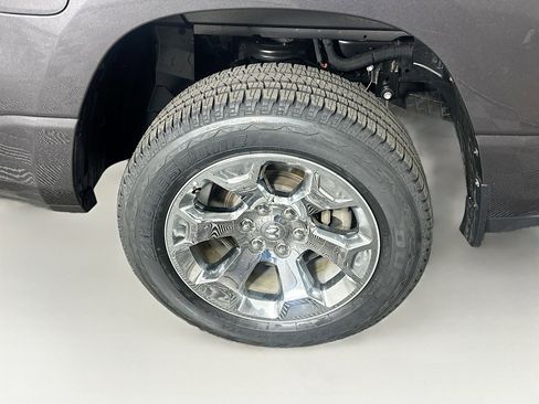 Used 2024 RAM 1500 Big Horn AWD/4WD image 11