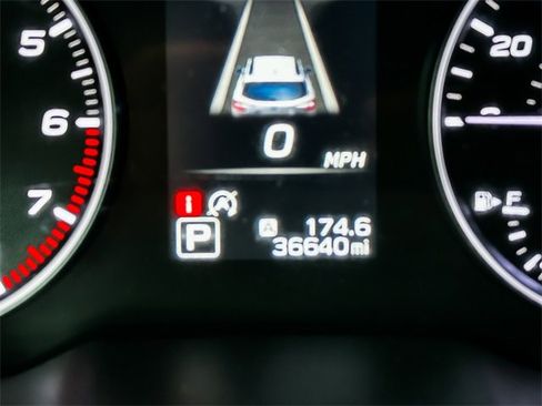 Used 2023 Subaru Outback Premium image 19