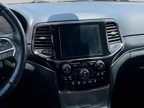Used 2019 Jeep Grand Cherokee Limited RWD image 7