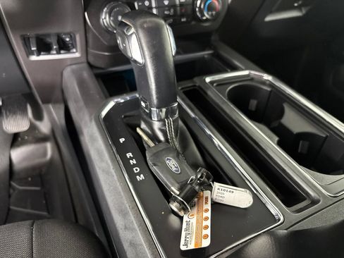 Used 2020 Ford F150 XLT w/ Equipment Group 302A Luxury AWD/4WD image 23