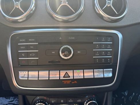 Used 2020 Mercedes-Benz GLA 250 4MATIC image 21