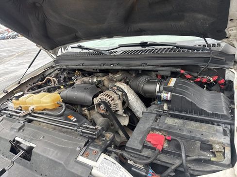 Used 2003 Ford F350 XLT image 31