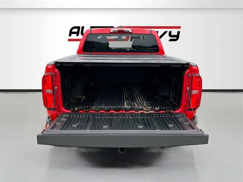 Used 2015 Chevrolet Colorado LT image 22