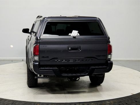 Used 2021 Toyota Tacoma TRD Pro image 6