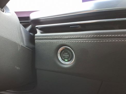 Certified 2025 Cadillac Escalade Premium Luxury w/ Touring Package image 28