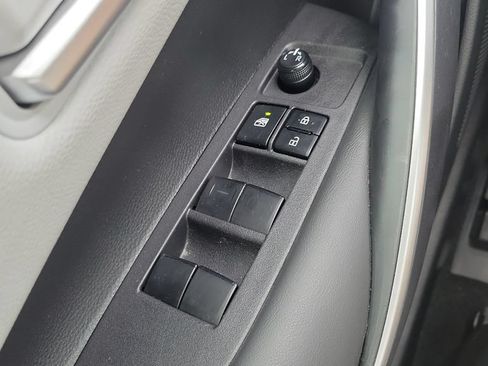 Certified 2024 Toyota Corolla SE FWD image 17