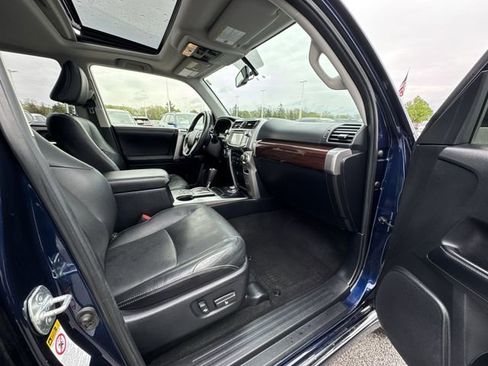 Used 2019 Toyota 4Runner Limited AWD/4WD image 30