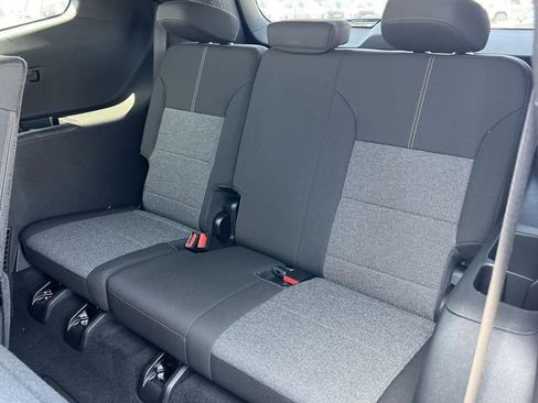 New 2025 GMC Acadia Elevation image 26