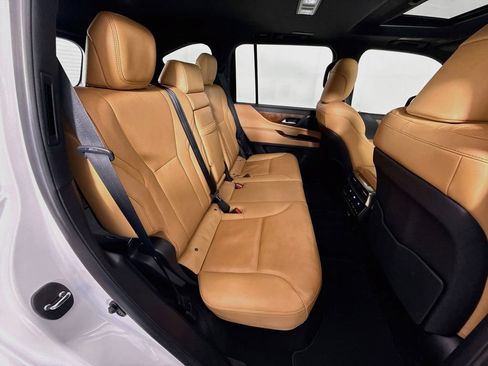 Used 2022 Lexus LX 600 4WD w/ Interior Upgrade Package image 29