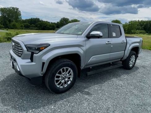 New 2026 Toyota Tacoma Limited AWD/4WD image 4