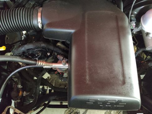 Used 2021 RAM 1500 Classic SLT image 30