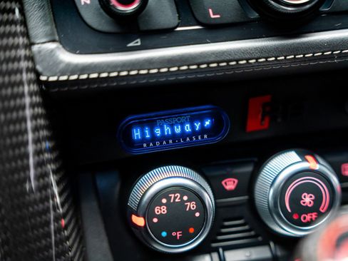 Used 2014 Audi R8 V10 image 65