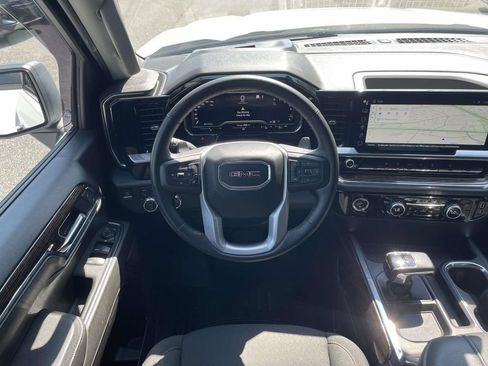 Used 2023 GMC Sierra 1500 Elevation w/ X31 Off-Road Package AWD/4WD image 14