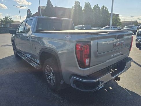 Used 2024 GMC Sierra 1500 SLE w/ Preferred Package AWD/4WD image 7