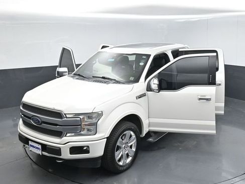 Used 2018 Ford F150 Platinum w/ Equipment Group 701A Luxury AWD/4WD image 57