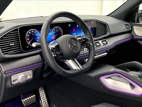 Used 2026 Mercedes-Benz GLS 450 4MATIC image 17