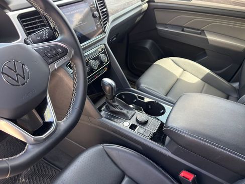 Certified 2023 Volkswagen Atlas Cross Sport SE w/ Black Wheel Package image 13