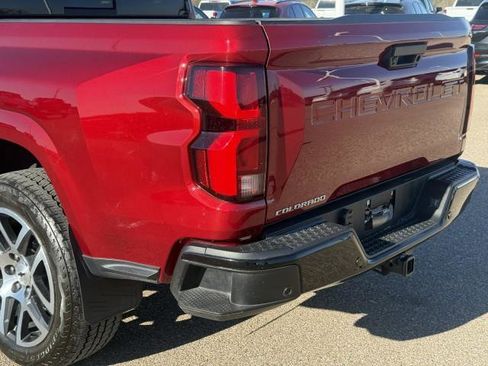 Used 2024 Chevrolet Colorado Z71 w/ Z71 Convenience Package 2 image 15