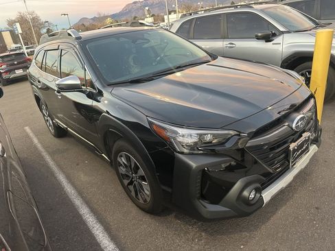 Used 2025 Subaru Outback Touring XT image 3