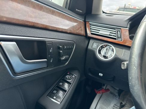 Used 2013 Mercedes-Benz E 350 4MATIC Wagon image 13